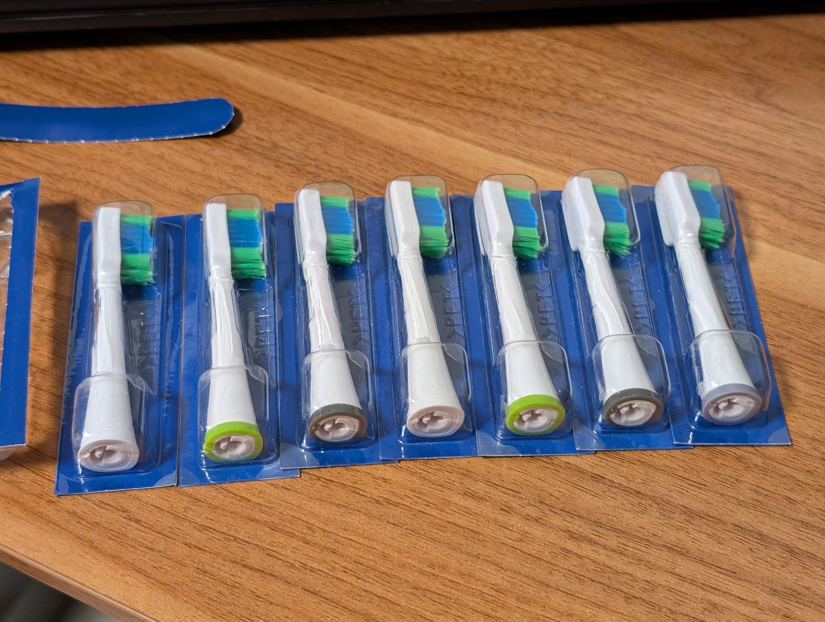 Cura dei denti: Zahnbürstenköpfe 7x – Nuovo e nell'imballaggio originale da Birmensdorf ZH venduto da arctize
