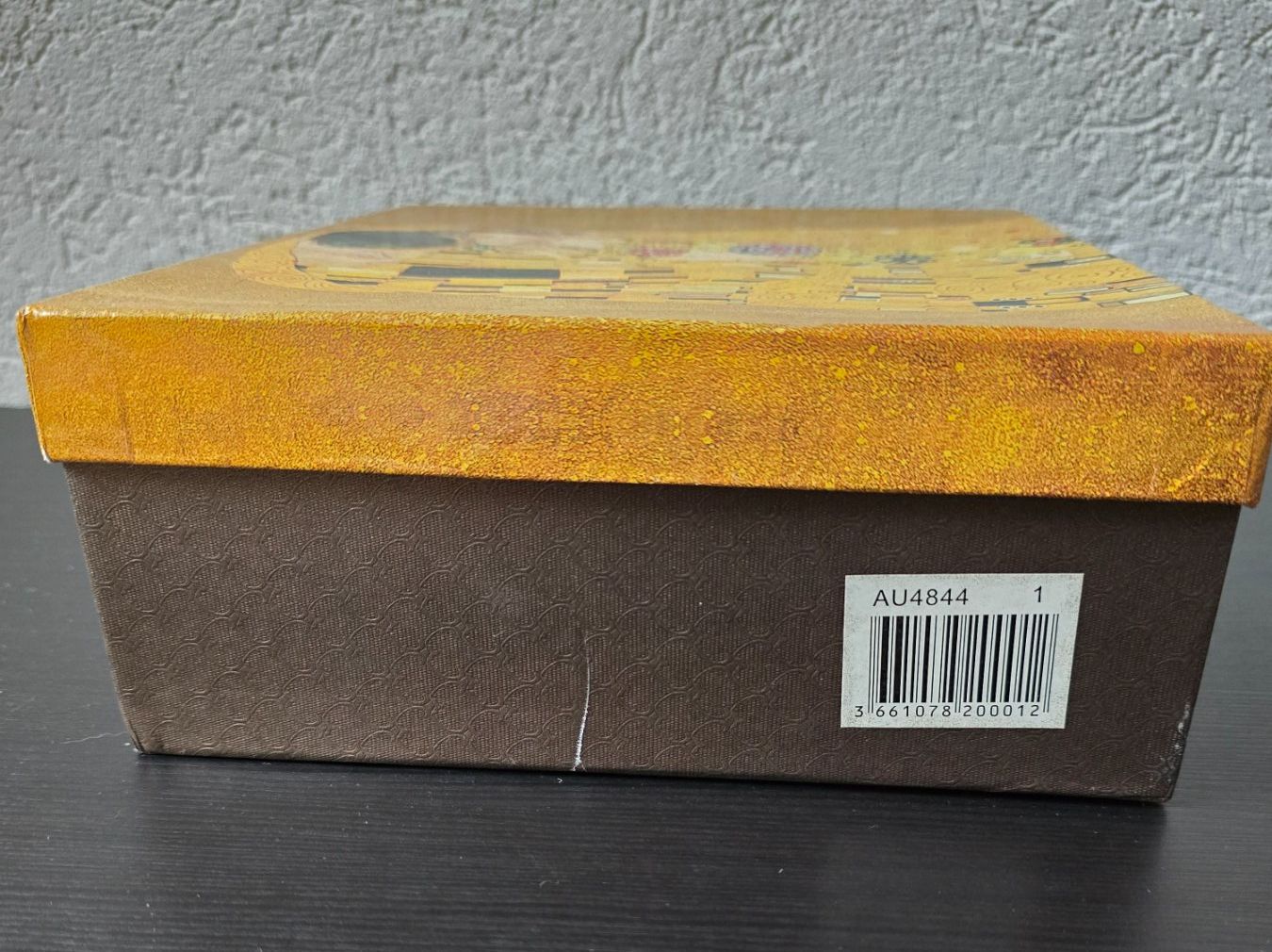 Cartoline postali: Service à thé - représentant "le Baiser" de G. Klimmt – Nuovo e nell'imballaggio originale da Ursy venduto da cri_s22p 3