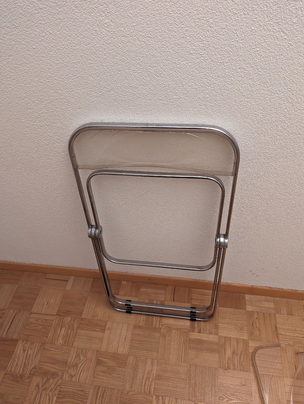 Castelli Stühle: plia castelli klappstuhl Defekt – Defekt aus Luzern von philipruth 2
