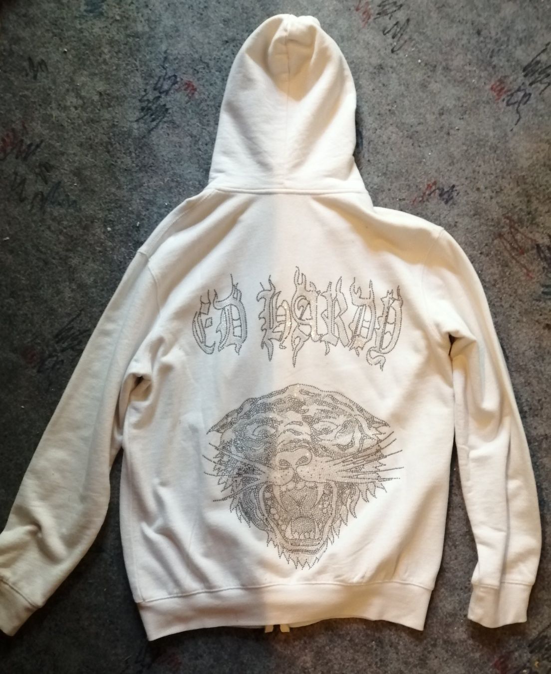 Pullover & Sweatshirts: Kapuzenpullover, weiss, Motive aus Strass, Grösse siehe Text – Gebraucht aus Schaffhausen von Domifran 1