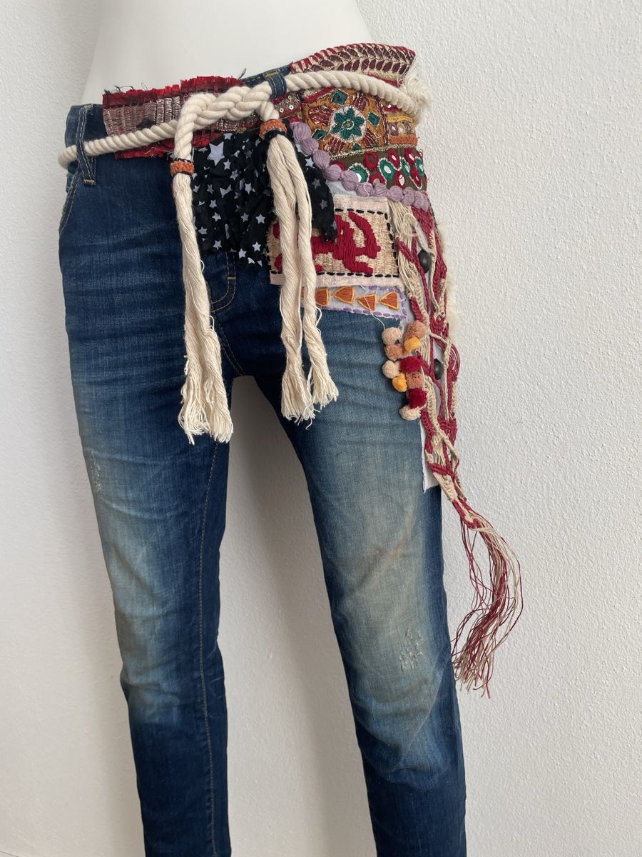 Dsquared2 Jeans: DSQUARED2 Jeans Gr. 42 Boho Ethno Style bestickt – Nuovo (secondo la descrizione) da Winterthur venduto da 11.11 5