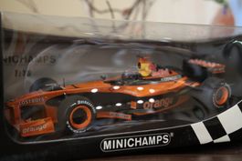 MiniChamps 1:18 Orange Arrows A23 Cosworth (2002) Frentzen