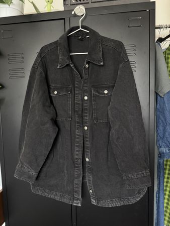 Oversized Black Denim Jacket
