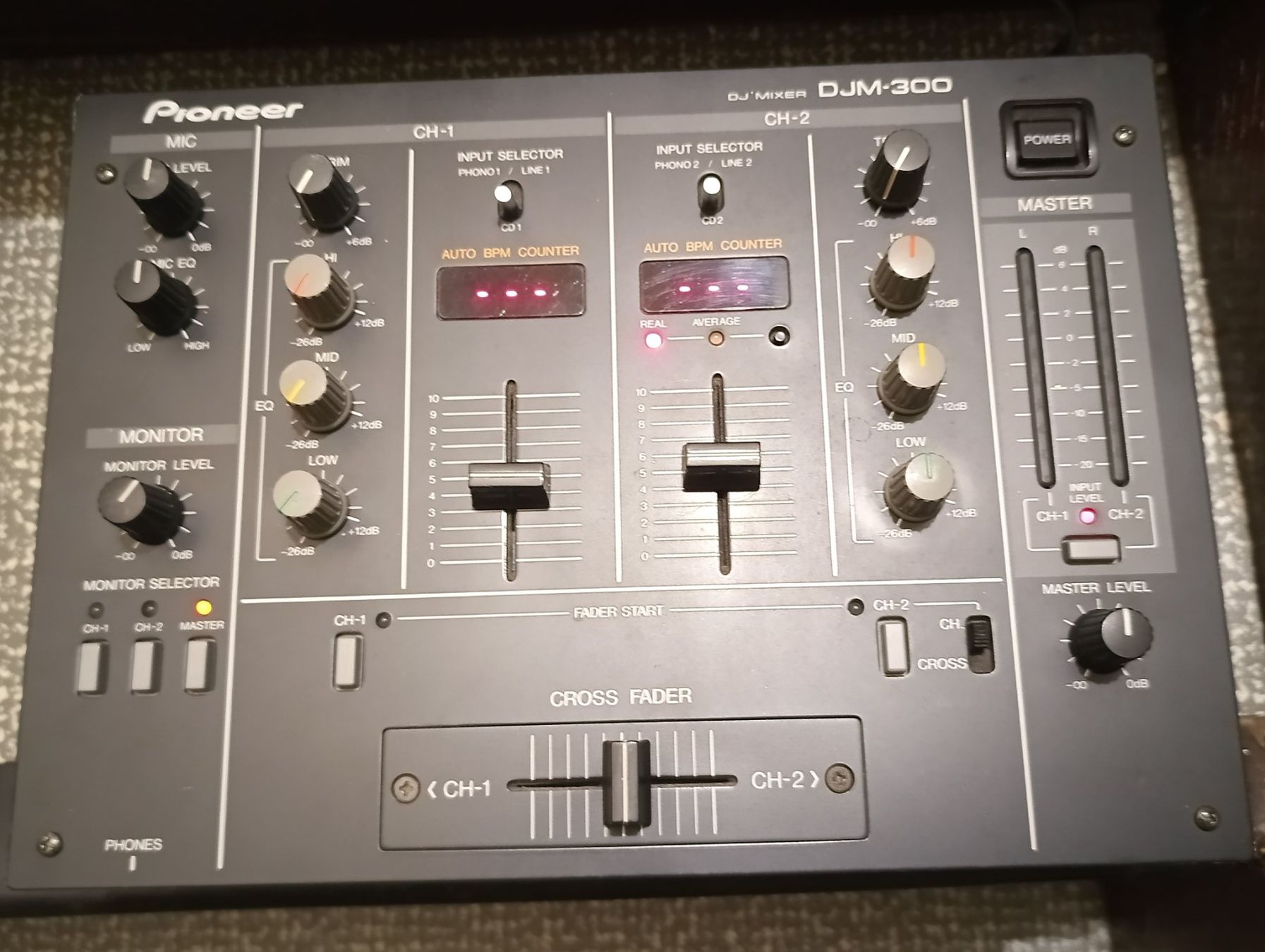 Pioneer Mischpulte: 2 Pioneer DJM300 – Gebraucht aus St imier von Rieju23 2