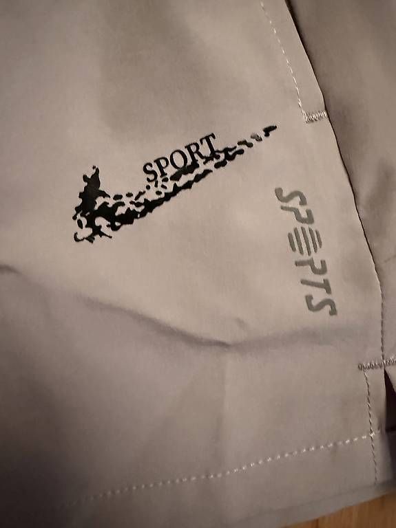 Pantalons: Nike Sportshorts – D'occasion à Dietikon par AgathaJ 2