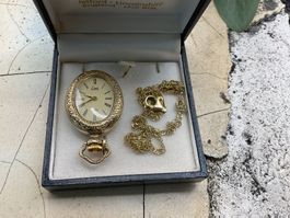 Super seltener Vintage Anhänger, Uhr an Silberkette