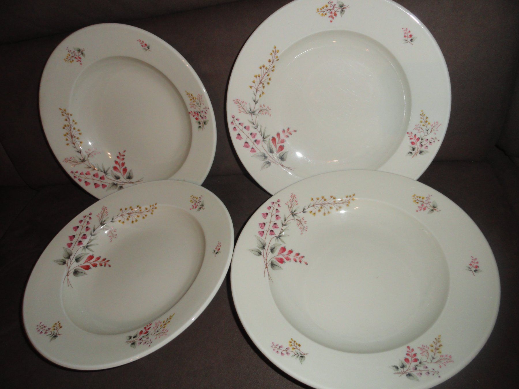 Assiettes: 6 X LANGENTHAL TELLER *** – D'occasion à Uetendorf par bibibop