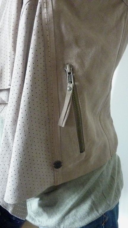 Nile Gilets & Westen: Nile Leder Weste Gr. XS – Neu und originalverpackt aus Melchnau von BarbaraD01 4