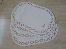 4 schöne Tischsets beige-weiss Love