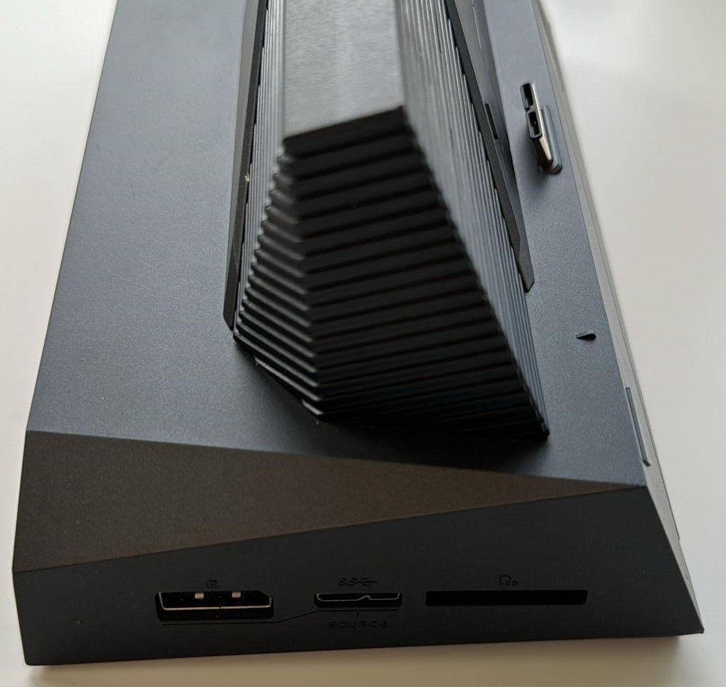 Asus Docking station: ASUS ROG PHONE Mobile Desktop Dock (ZS660KLD) – Usato da Zürich venduto da psale 2