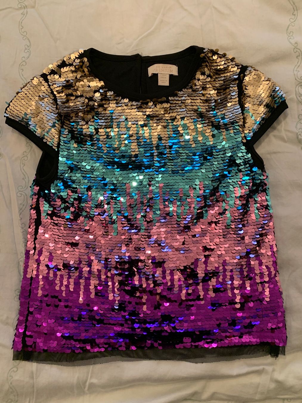 Blusen, T-Shirts & Tops: Wunderschönes Pailletentop Mädchen 7-8 Jahre – Neu (gemäss Beschreibung) aus Ostermundigen von des_t9vv