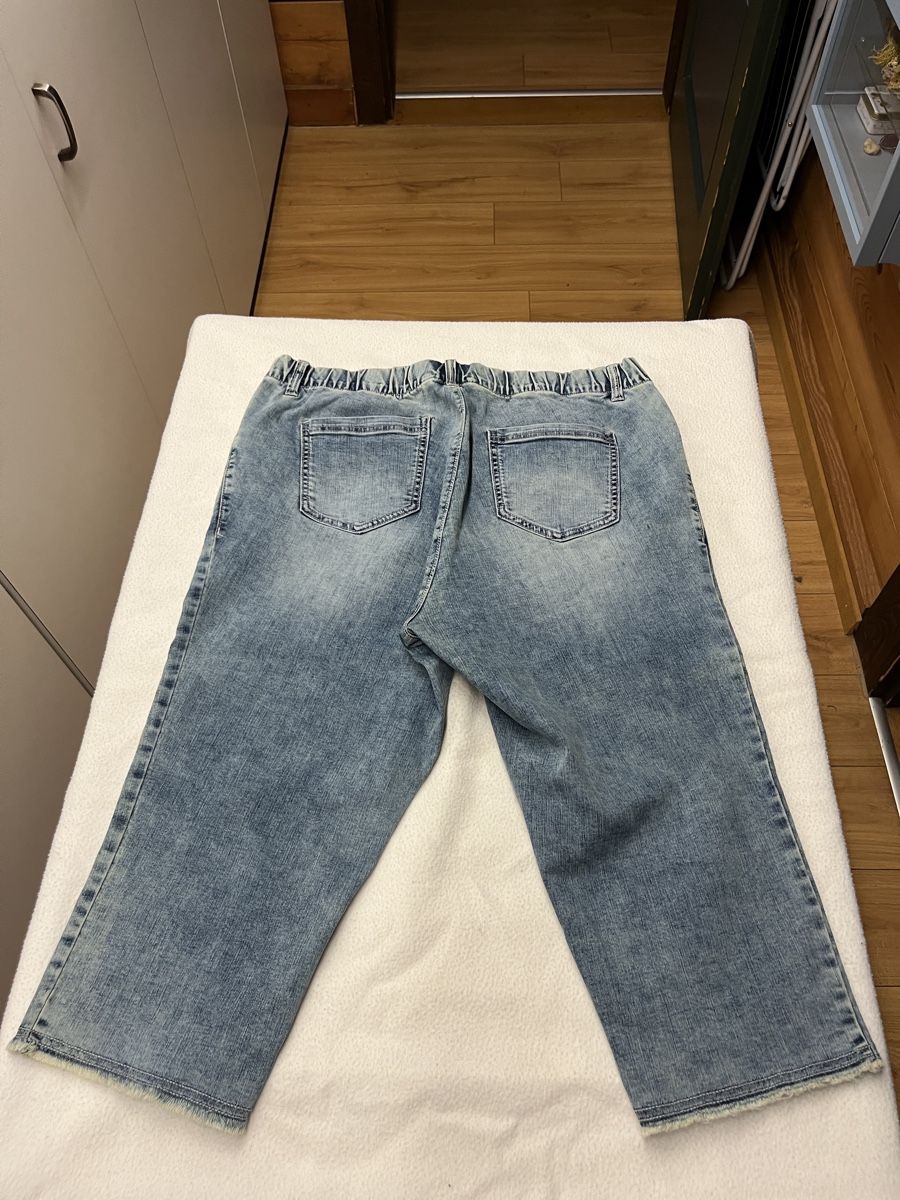 Ulla Popken Jeans: Damen Capri-Jeans mit Gummizug Grösse 48 – Nuovo (secondo la descrizione) da Stans venduto da woodpony01 1