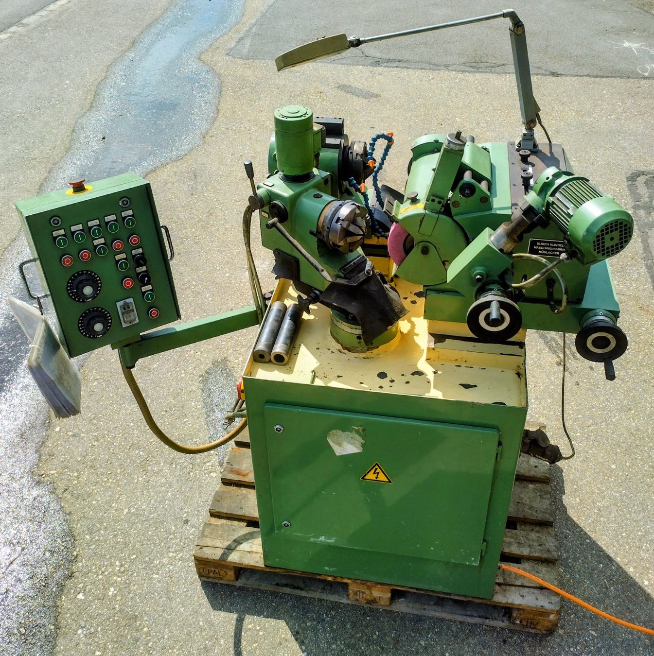 Smerigliatrici & Lucidatrici: Bohrerschleifmaschine Klingel BSA 50 – Usato da Hasle LU venduto da LinTech 5