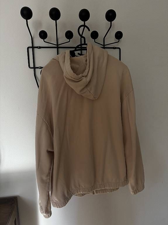 Asos Maglioni & Felpe: Sweatjacke mit Reissverschluss – Usato da Bottmingen venduto da phi_5pfs 1