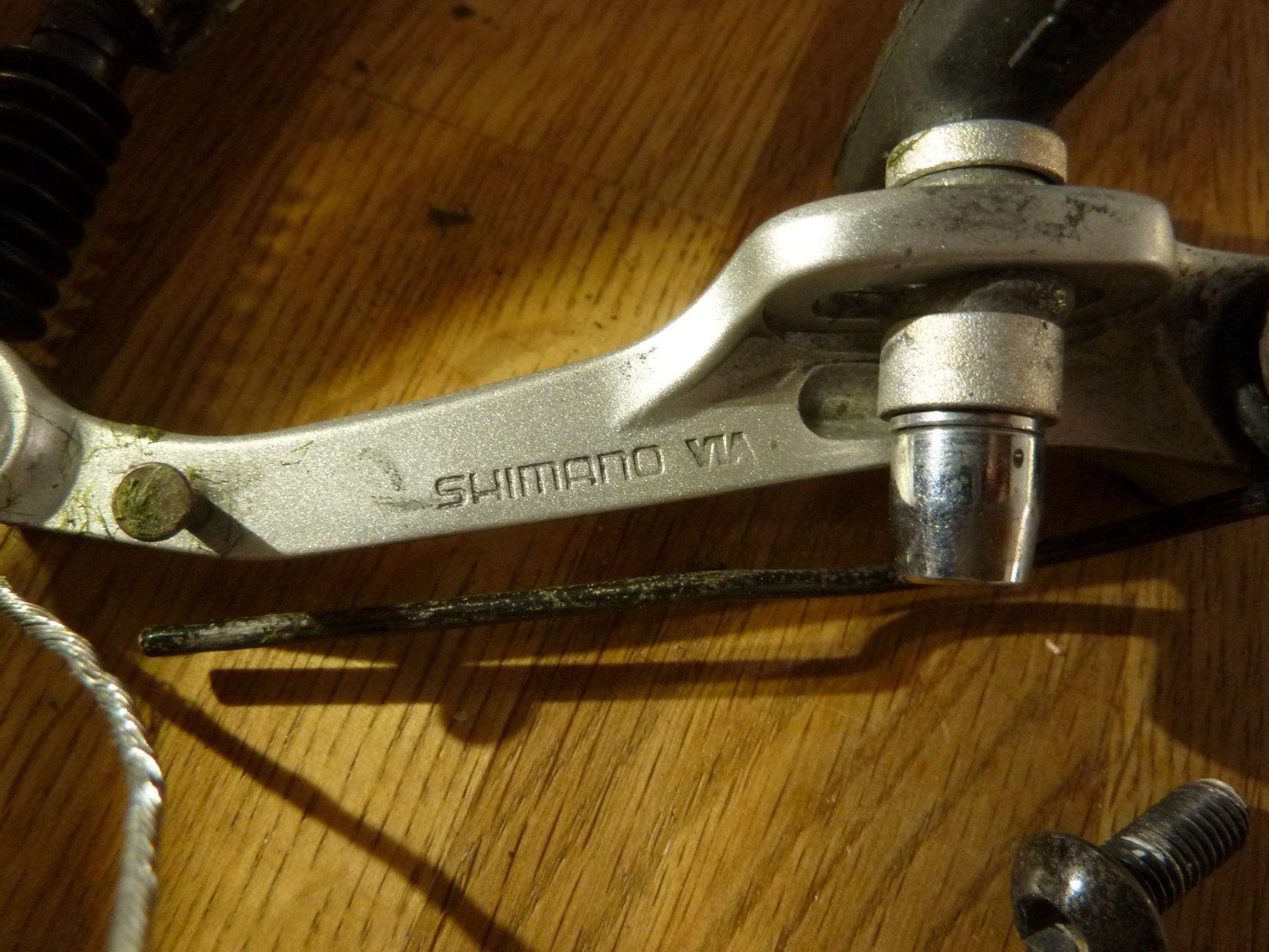 Shimano Pezzi di ricambio: Shimano Vorderrad Bremse Kommpl – Usato da Hochfelden venduto da swissice 4