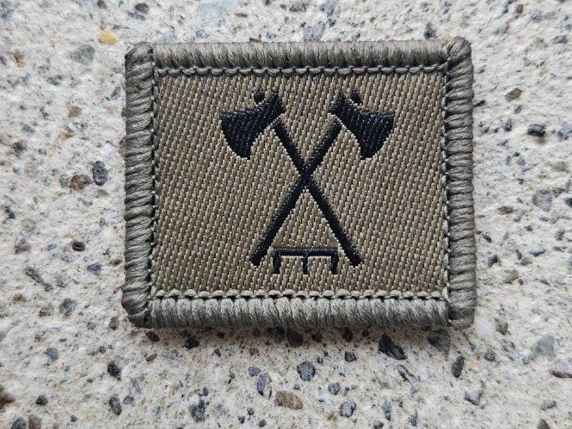 Schweizer Armee Placchette & Badge: *** Funktionsabzeichen Sappeur  Klett *** – Nuovo e nell'imballaggio originale da Riedholz venduto da fr_sIruP