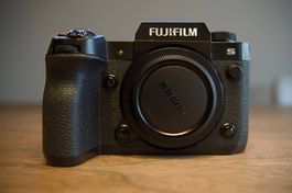 Fujifilm X-H2S