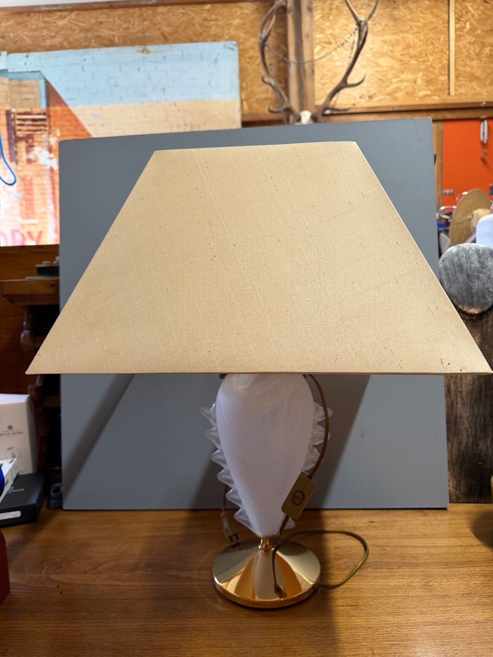 Lampade: Vintage Tischlampe Glasfuss mit Stoffschirm – Usato da Otelfingen venduto da Yossi-68