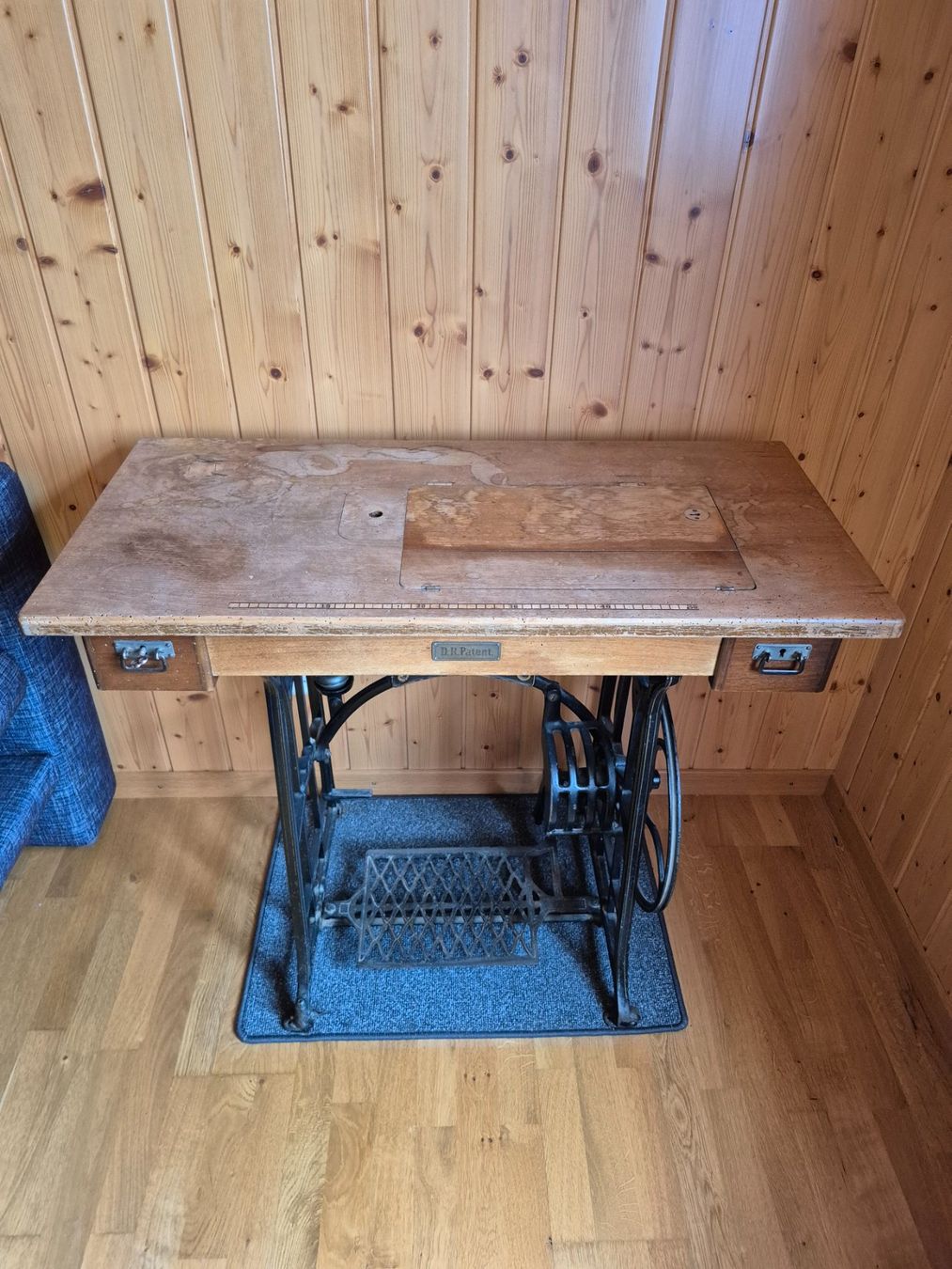 Adler Macchine da cucire: Nähmaschine – Usato da Stehrenberg venduto da ahb_9nb9