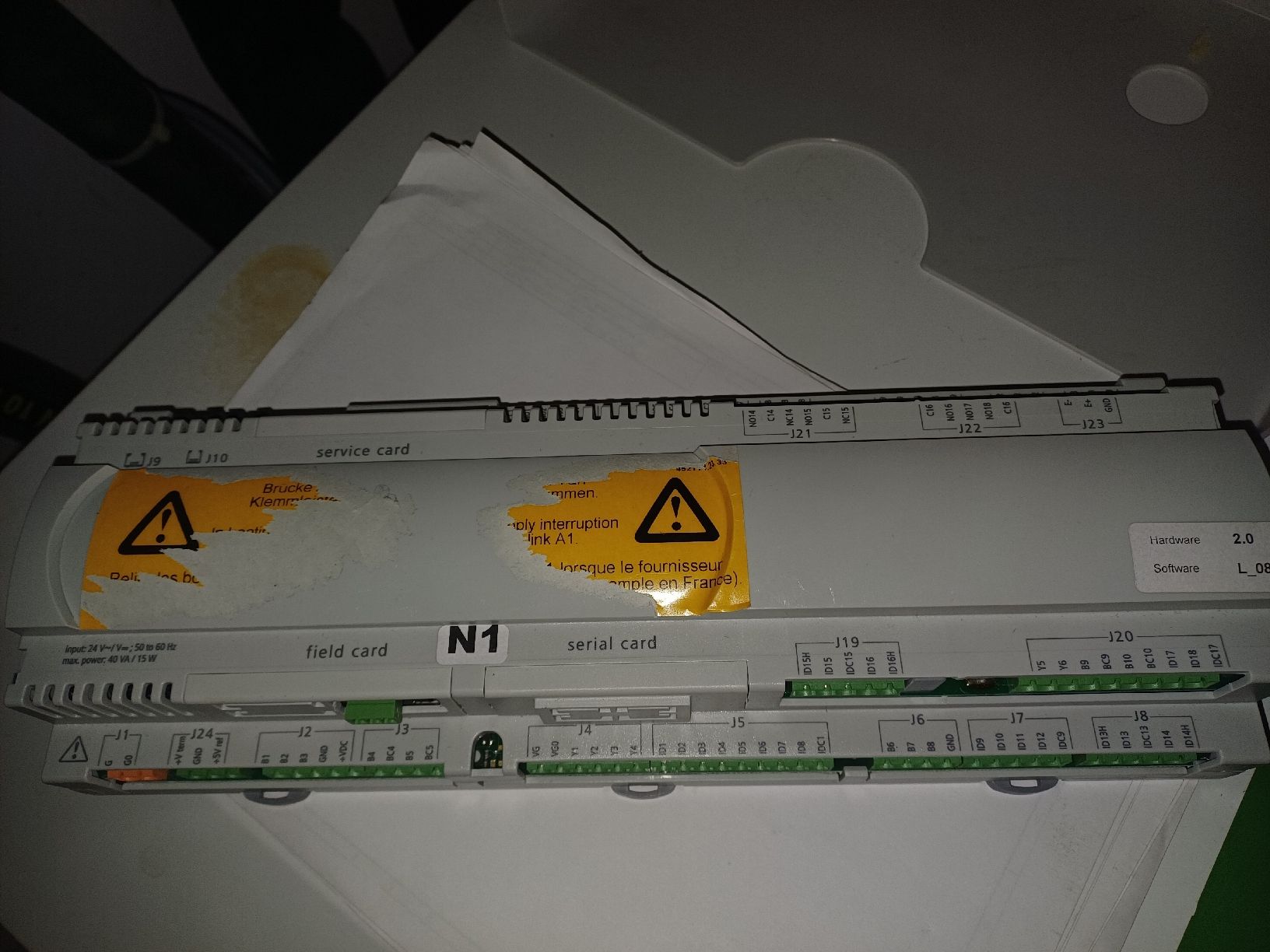 Buderus Radiatori: Wärmepumpe DimplexPCO3 Regler, Software L20.7 – Usato da Märstetten venduto da Solarprofi