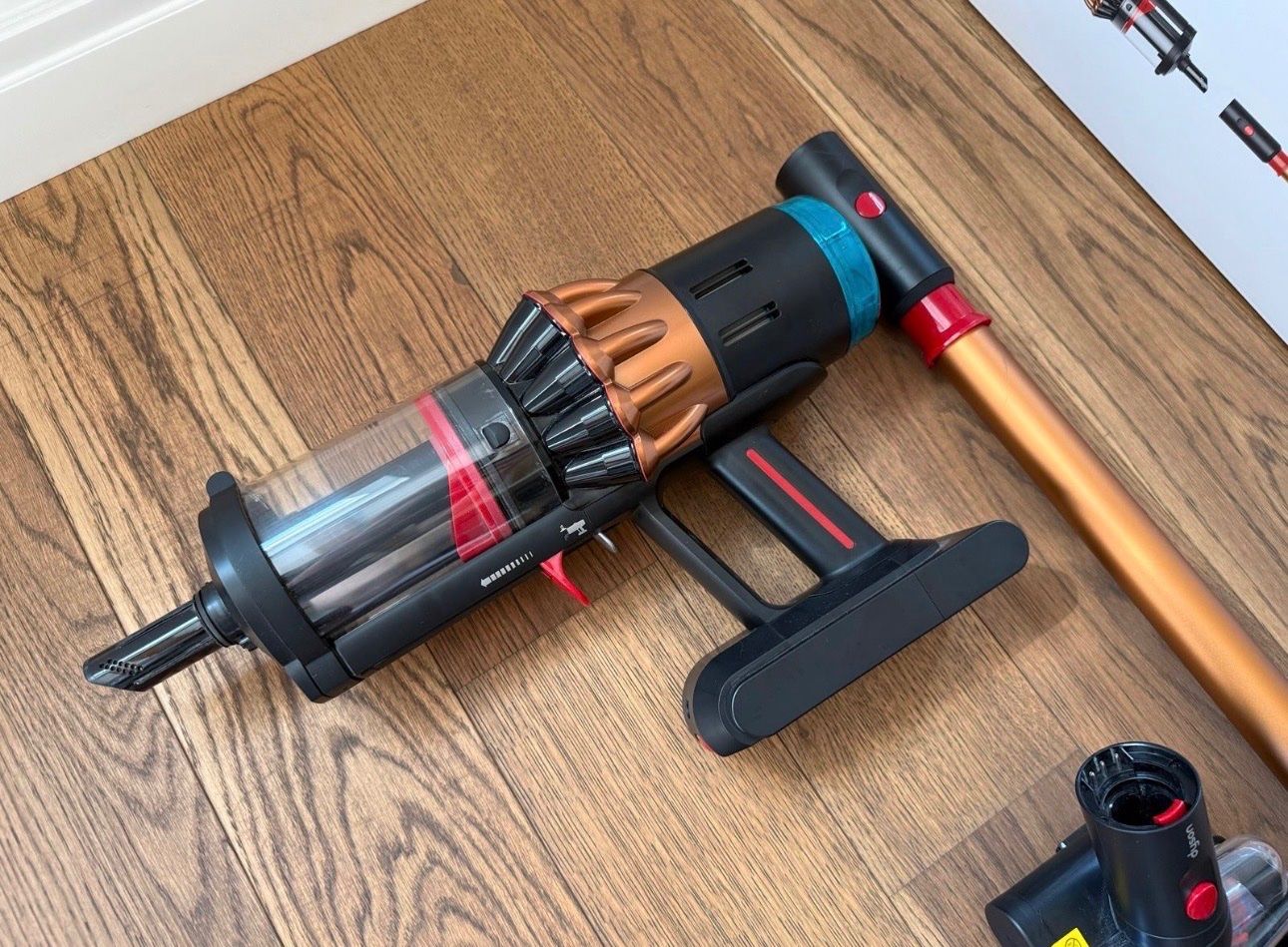 Dyson Aspirapolveri & Accessori: Dyson V16 Piston Animal Submarine – Usato da Lyss venduto da smraf 3