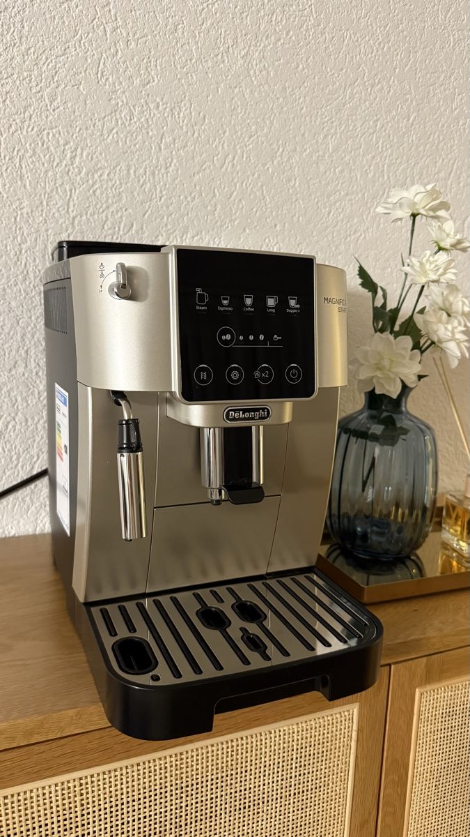 De'Longhi Macchine per caffè & Macchine per espresso: DeLonghi Magnifica Start silber/schwarz – Nuovo (secondo la descrizione) da Gerlafingen venduto da tbnl02 3