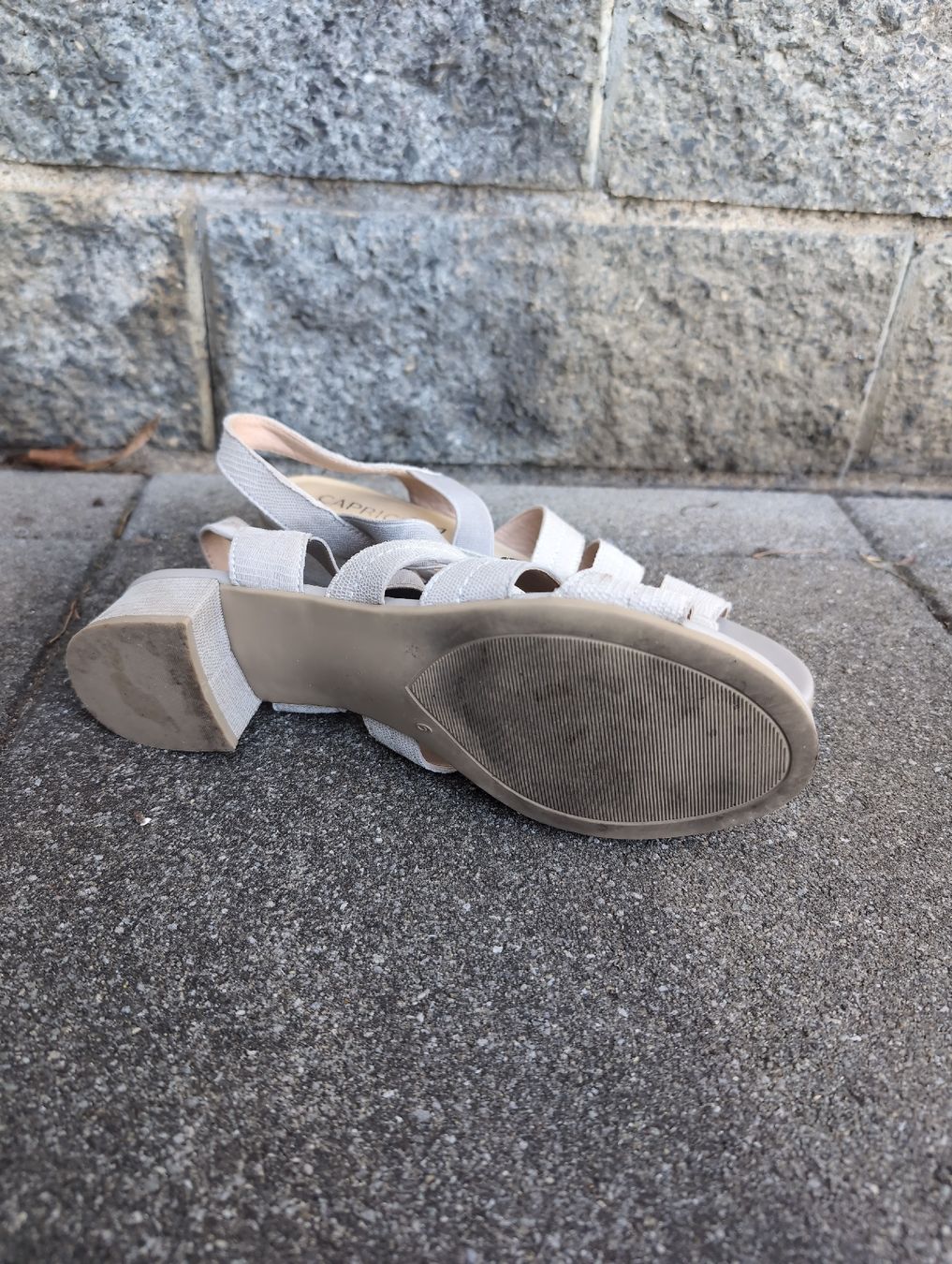 Damenschuhe: Caprice Sommersandalen Gr. 39 beige – Gebraucht aus Alberswil von __colafroeschli__ 2