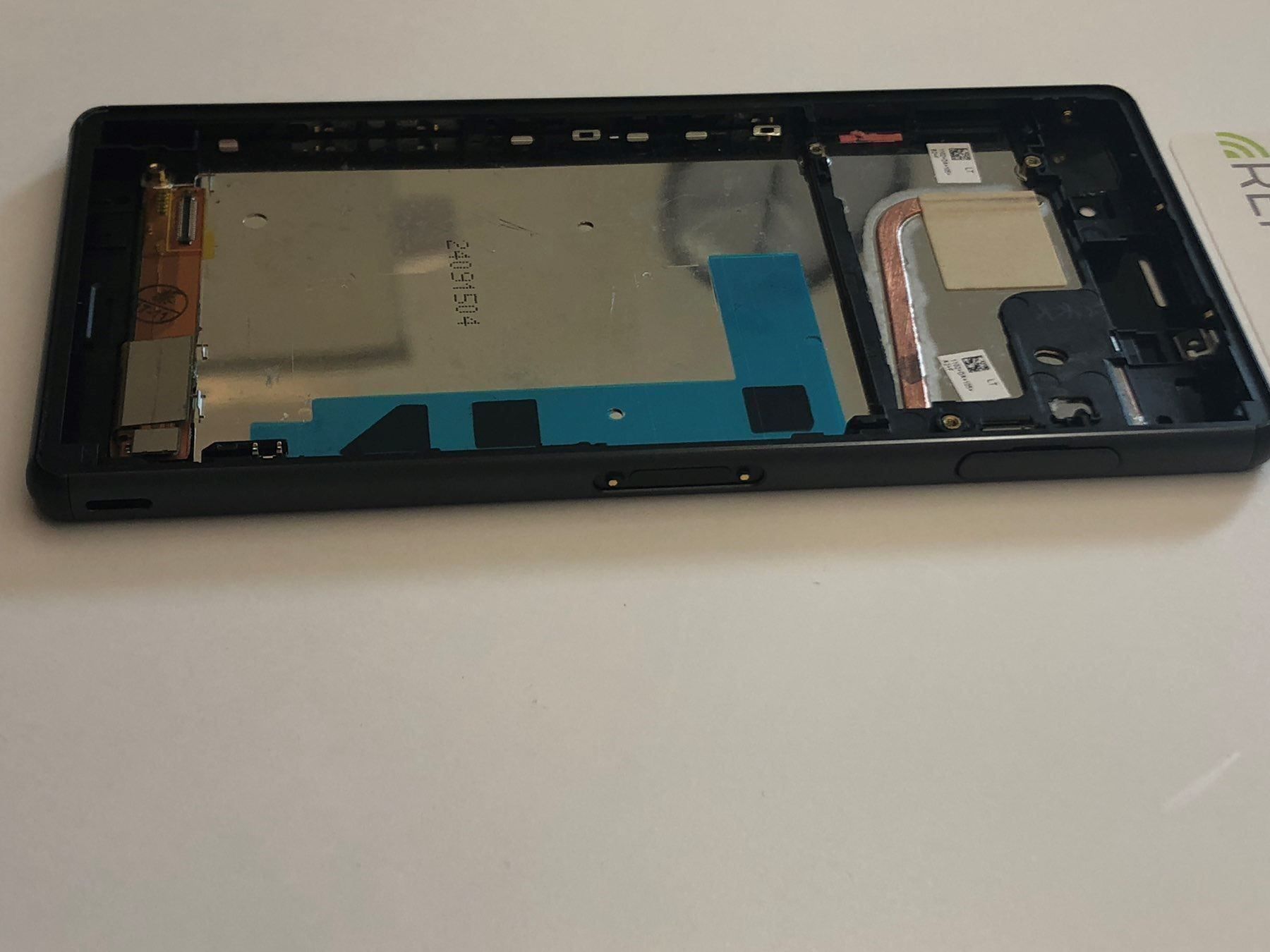 Sony Telefoni cellulari / Smartphones: Sony Xperia Z3 Display mit Rahmen schwar – Nuovo e nell'imballaggio originale da bern venduto da reptechnic 3