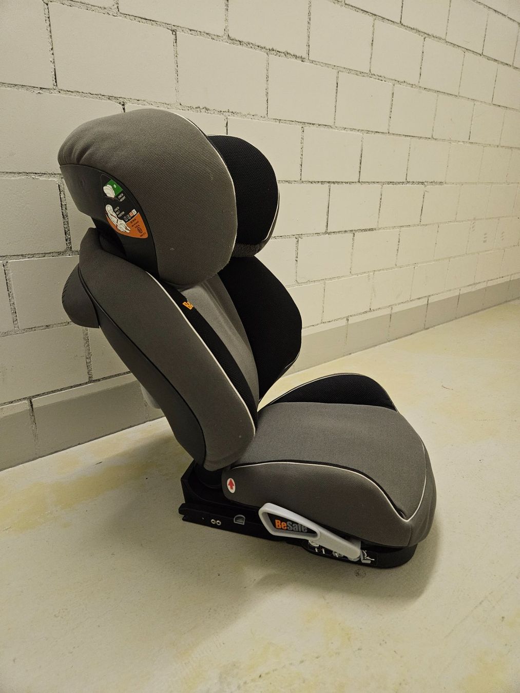 Seggiolini per auto: Besafe Kindersitz – Usato da Weinfelden venduto da Neni03 1