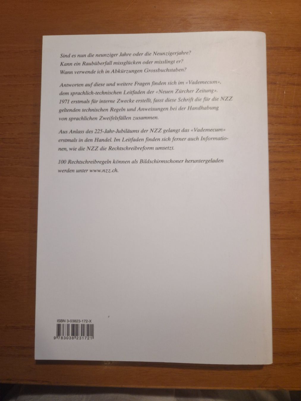 Libri: NZZ Vademecum 2005 Sprachleitfaden – Usato da Aldesago venduto da lusuardi 1