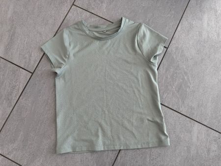 T-Shirt - Grösse 110/116 - MOVE H&M