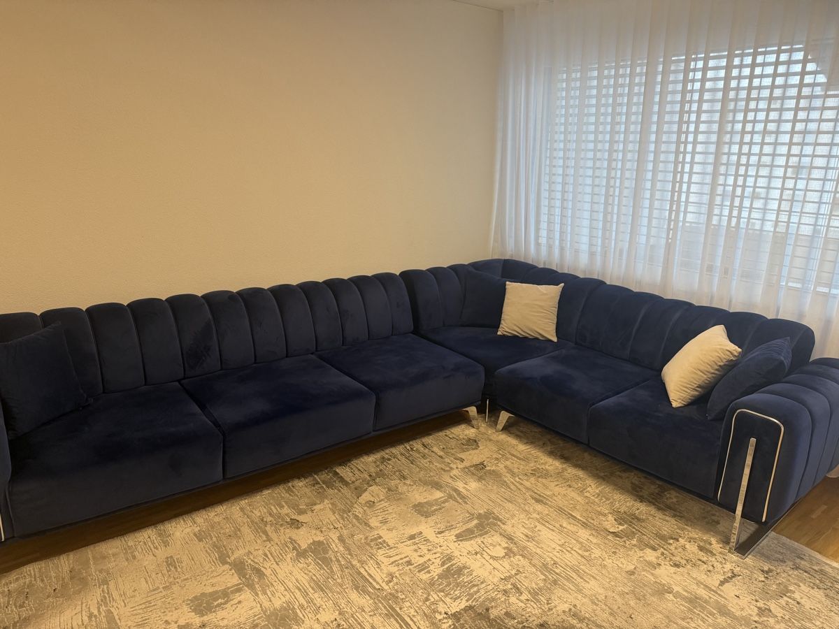 Sofas: Ecksofa – Gebraucht aus Volketswil von G.GK 1