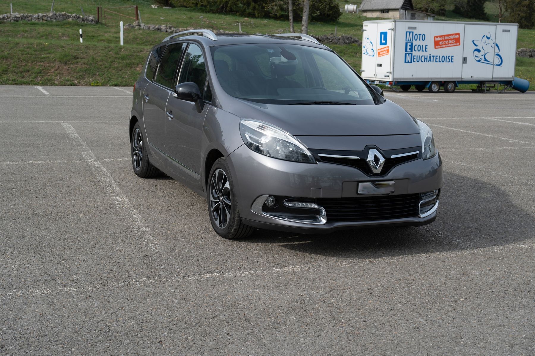 Renault Autos: Renault Scénic 3 – D'occasion à La Chaux-de-Fonds par ser_xr8w 3