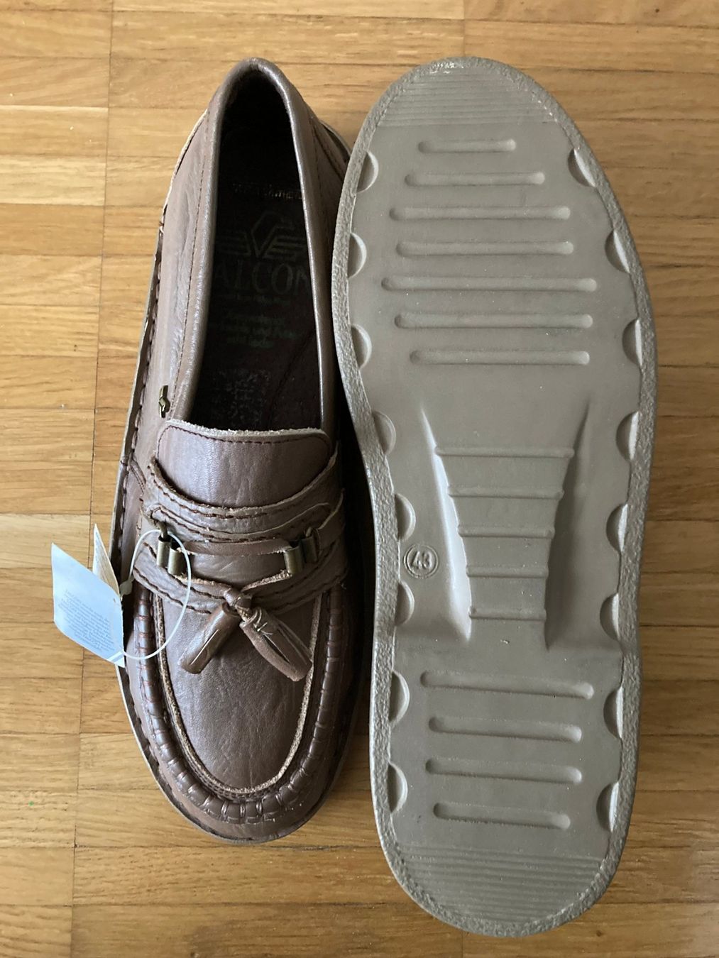 Herrenschuhe: Braune "Falcon" Leder Loafer, Gr. 43 - NEU – Neu (gemäss Beschreibung) aus Basel von Nofretete39 5