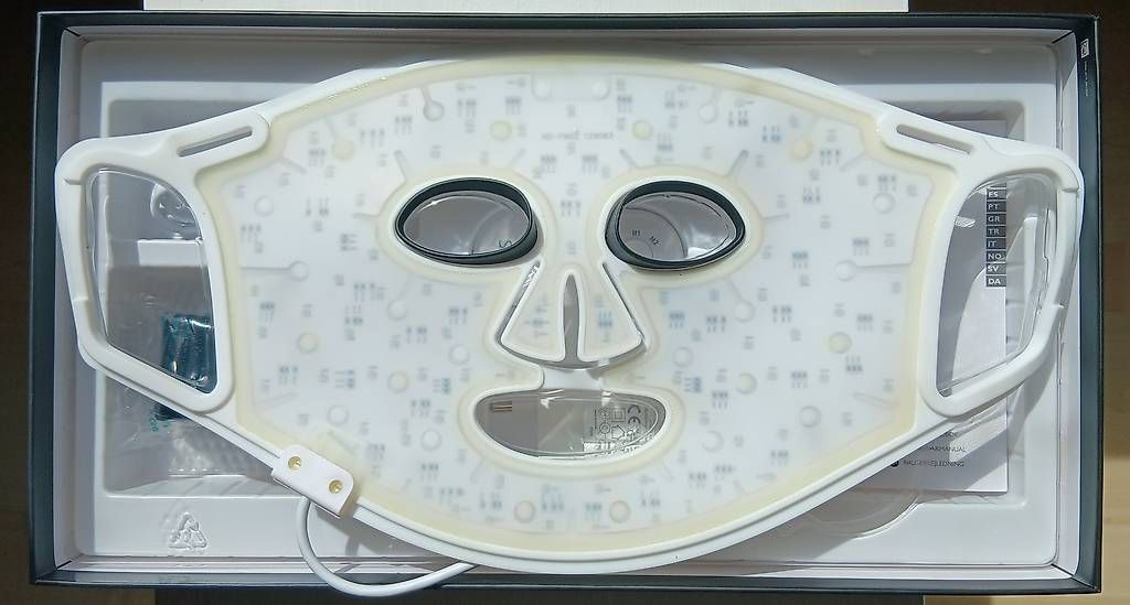 Visage & Oreilles: Silk'n LED FaceMask – D'occasion à Ebnat-Kappel par Squirrel04 1
