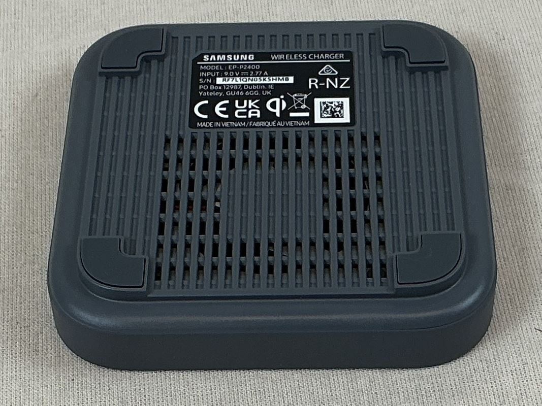 Caricabatterie: Samsung Super Fast Wireless Charger 15W – Nuovo (secondo la descrizione) da Richterswil venduto da Restwert_Richterswil 2