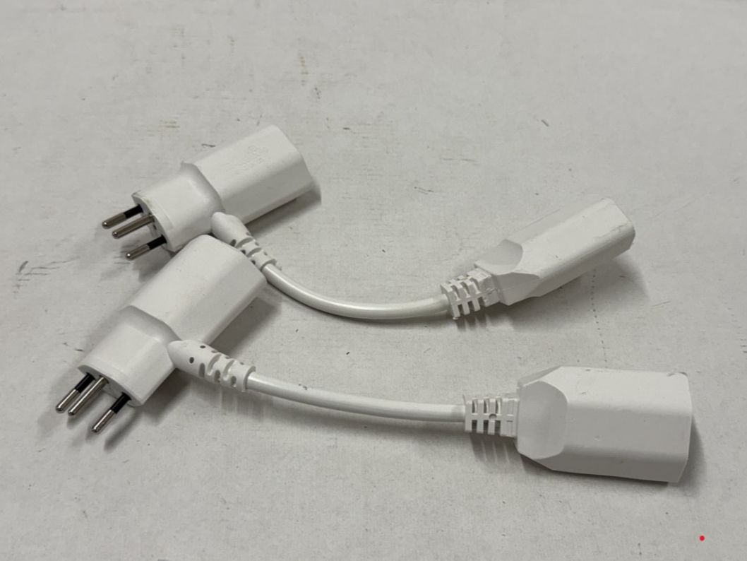 Cavi: 2x Adapter Kabel / Stromkabel, weiss (C348) – Nuovo (secondo la descrizione) da Däniken SO venduto da Profog1
