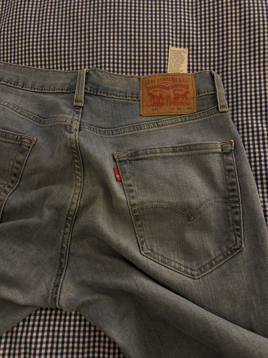 Levi's Jeans: Levi’s 541 30x30 Men – Gebraucht aus Lausanne von cok_2mwp