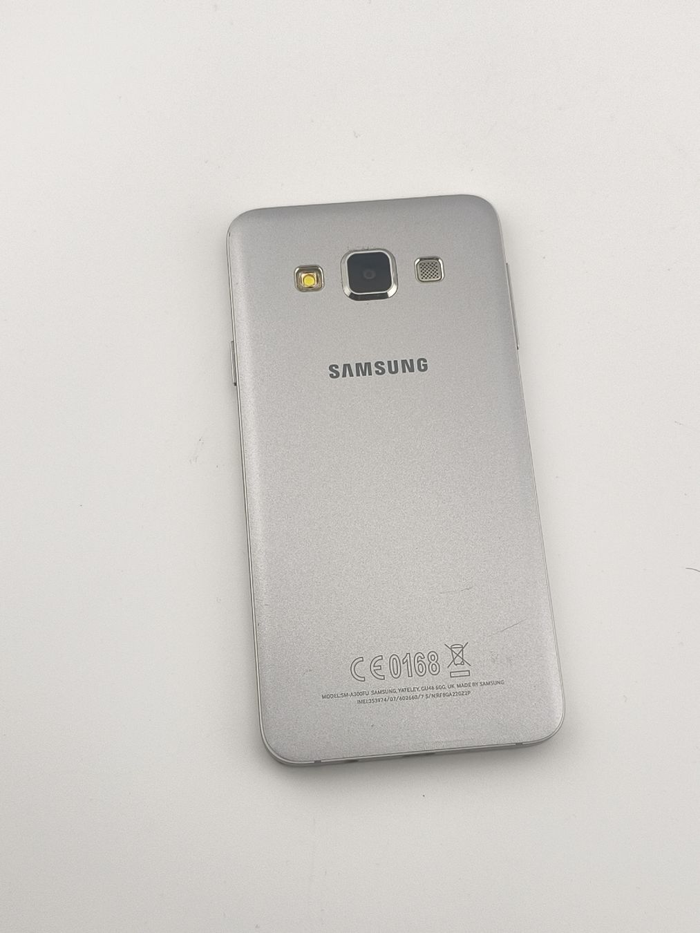 Samsung Handys / Smartphones: Samsung Galaxy A3  – Gebraucht aus Uster von TOPPRICEE 2