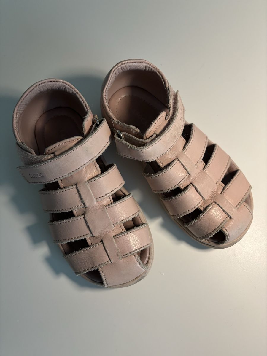 Scarpe per ragazze: Lasocki Leder Kinder Sandalen rosa Grösse 26 – Usato da Bülach venduto da Karuna