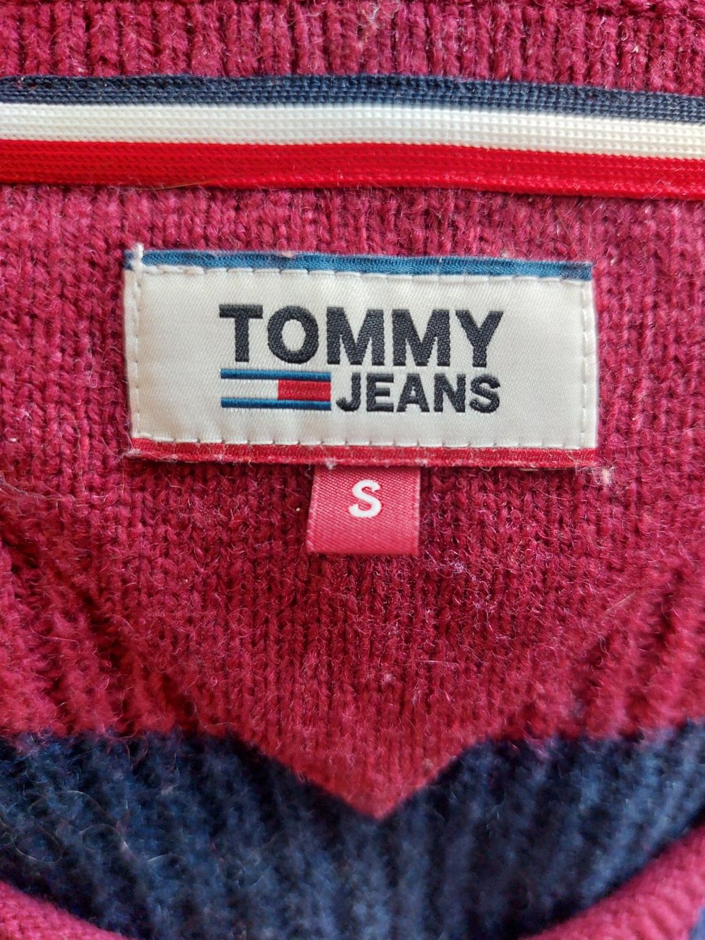 Tommy Hilfiger Maglioni & Felpe: Tommy Hilfiger Strickpullover Wolle, Grösse S, V-Ausschnitt – Usato da Titterten venduto da fra_v27g 4