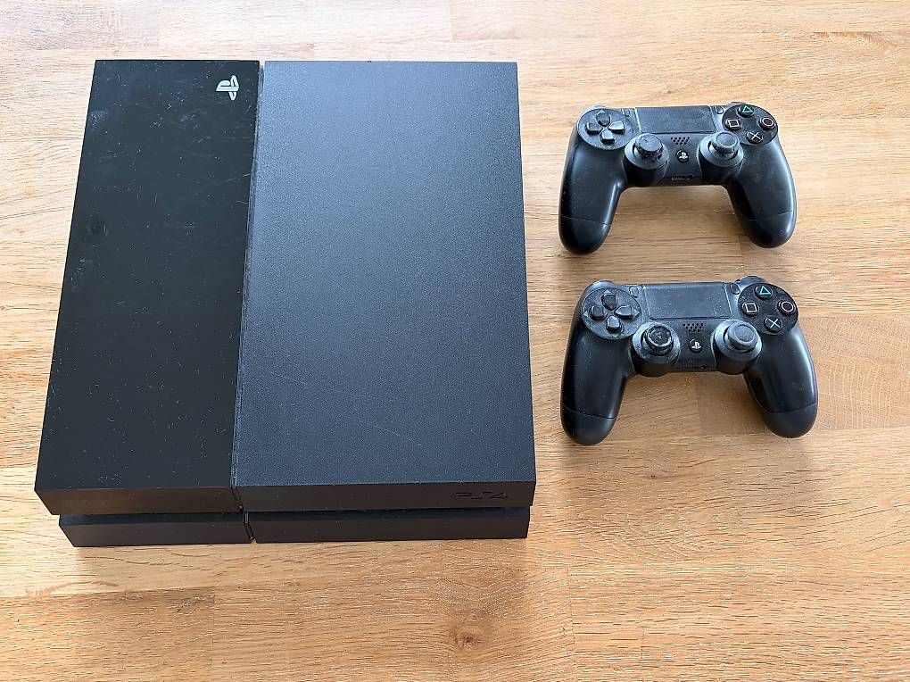 Giochi: PlayStation 4 und diverse Spiele  – Usato da Hägglingen venduto da dav_fsf6 1