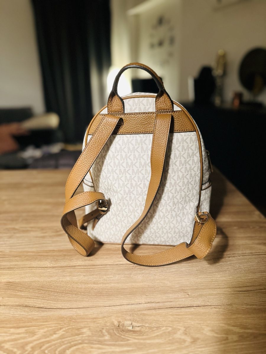 Michael Kors Zaini: Wunderschöner Rucksack von Michael Kors – Usato da Uetikon am See venduto da Mici_Ki 2