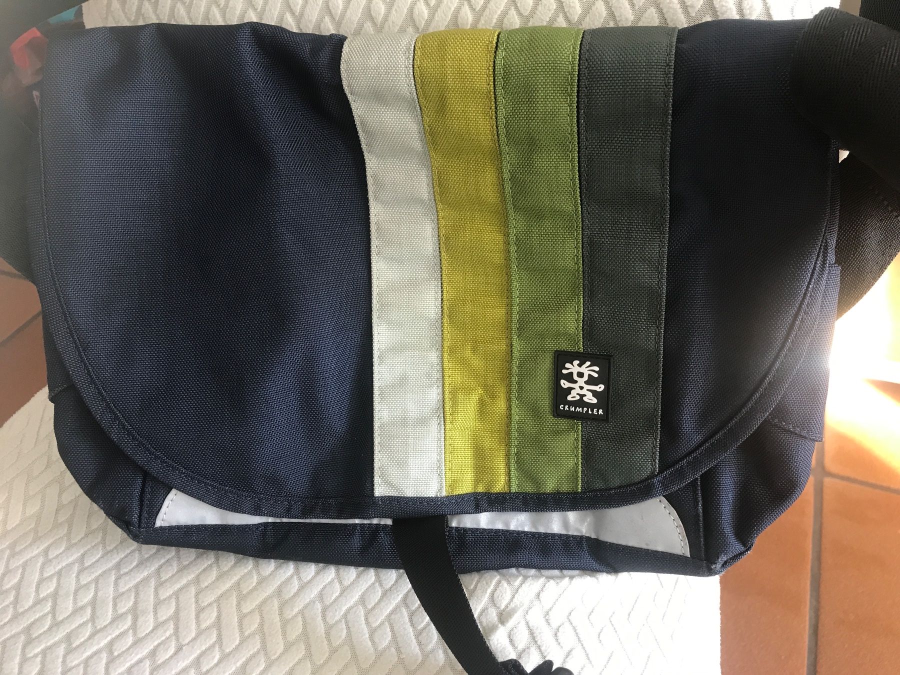 Crumpler Borse: Crumpler Umhängetasche , Top Zustand, – Nuovo (secondo la descrizione) da Wettingen venduto da Andres54