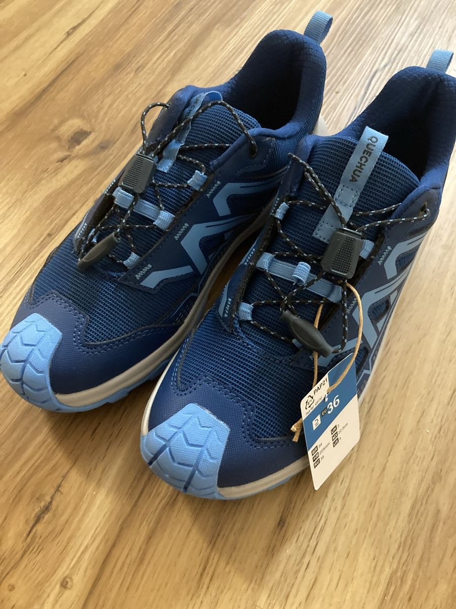 Decathlon Scarpe per ragazzi: Neue Trekkingschuhe Gr.36 – Nuovo e nell'imballaggio originale da Steckborn venduto da sunny087