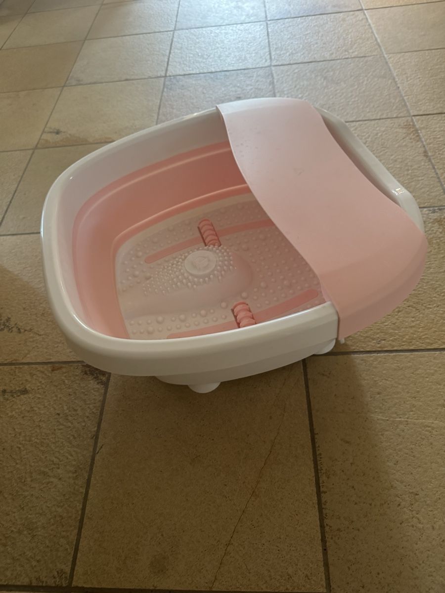 Pedicure: Fussbad Hellrosa – Usato da Frauenfeld venduto da but_lwh7