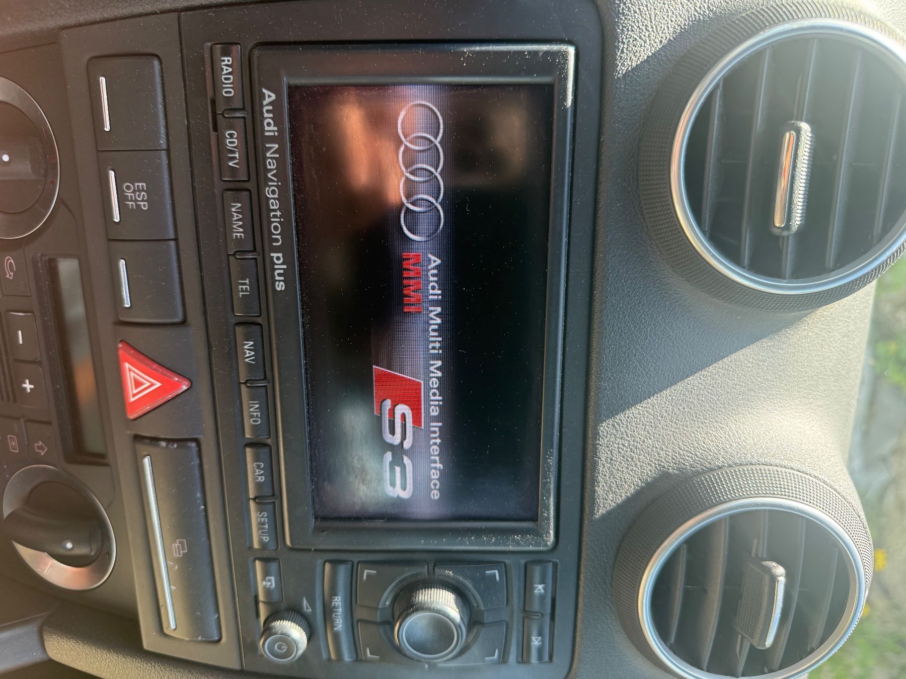 Audi Tutti pezzi di ricambio auto: Audi Navigation Plus RNS-E 1-DIN Audi A3 8P und A4 – Usato da Haute-Nendaz venduto da non_mm22 3