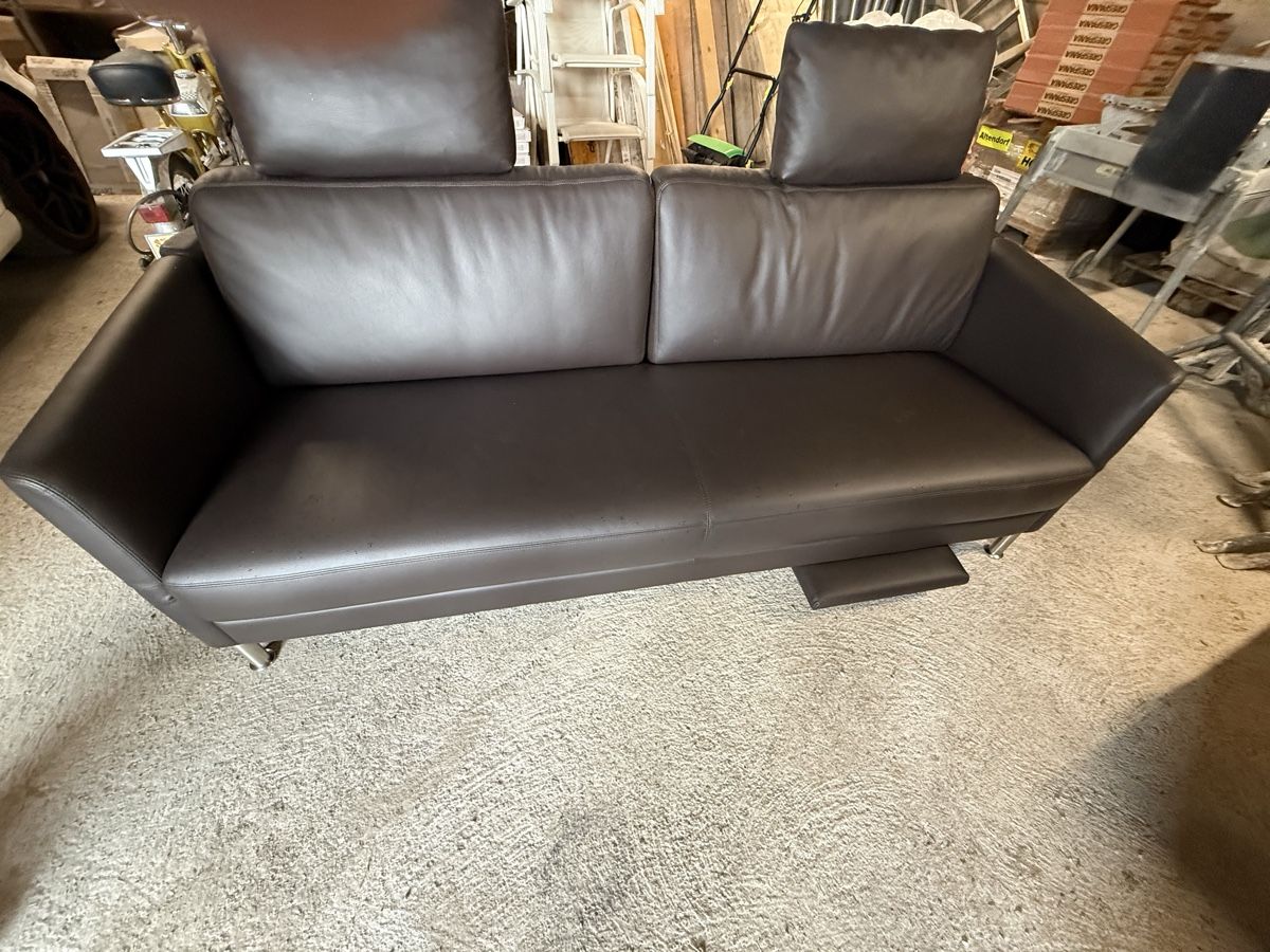 Intertime Sofas: Leder Sofa braun – D'occasion à Pfäffikon SZ par Allrounde8 2