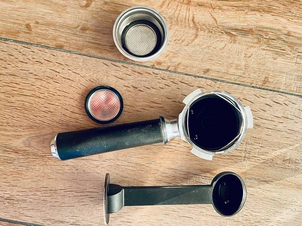 Kaffeemaschinen & Espressomaschinen: Machine à café Délonghi – Gebraucht aus Vérossaz von emi_lpc9 2