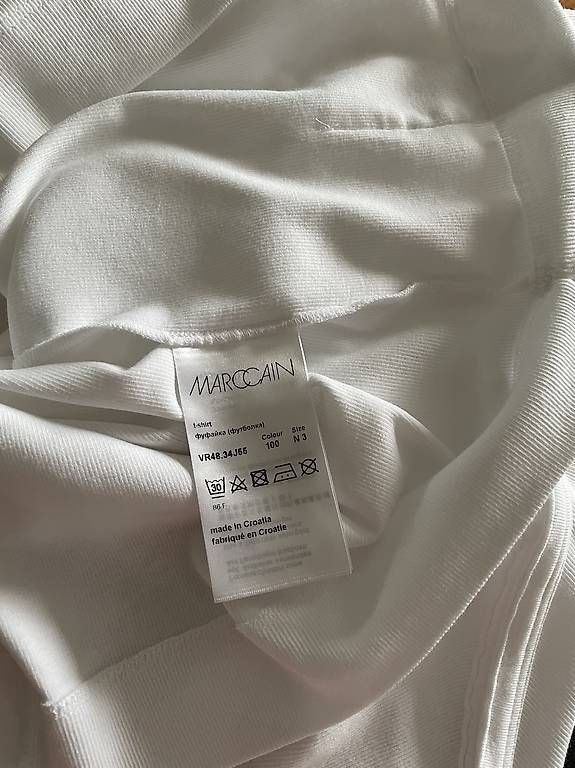 T-Shirts: Marc Cain Weisses Shirt – Gebraucht aus Meisterschwanden von xX3000Xx 4